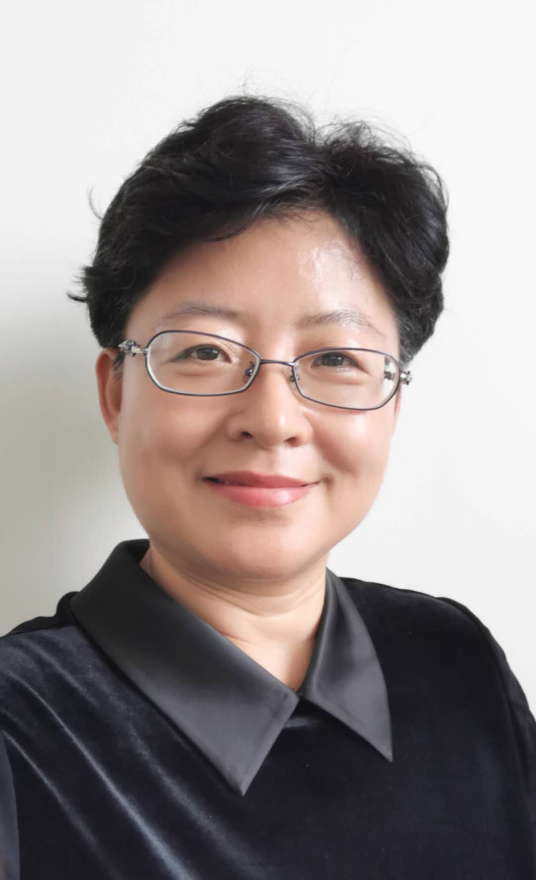 李雁冰.png